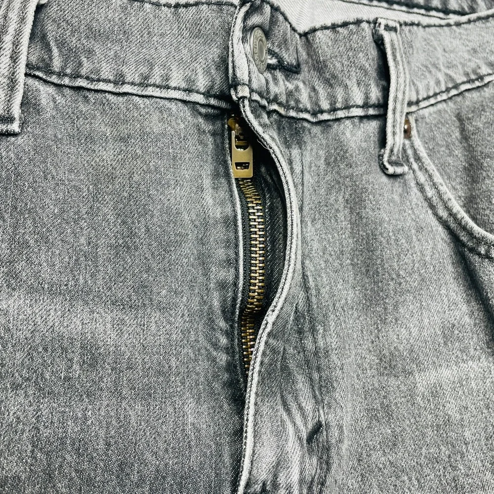 Levi's 502 Taper Jeans Men 36x34 Gray WaterLess Stretch Denim